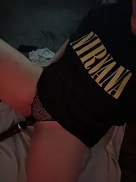 XLucilleX's cam snapshot