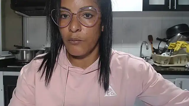 kateleyagrey's cam snapshot