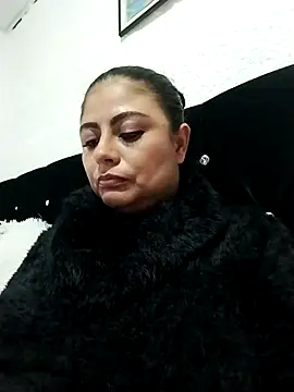 ElizabethWeil's cam snapshot