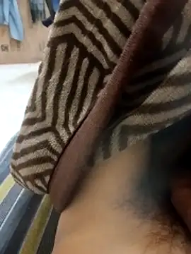 Ashu284@xh's cam snapshot