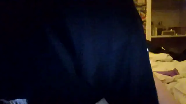 Lynylou live sex cam