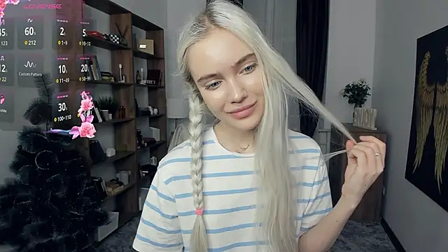 KristalCrowner live sex cam