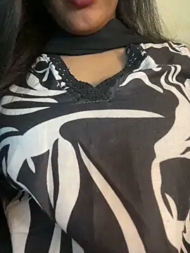 its_ur_flora's cam snapshot