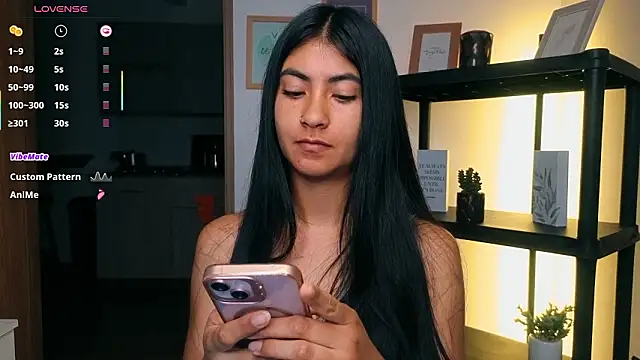 Estefania_A's cam snapshot