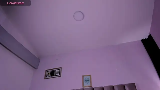 ashley_moss live sex cam