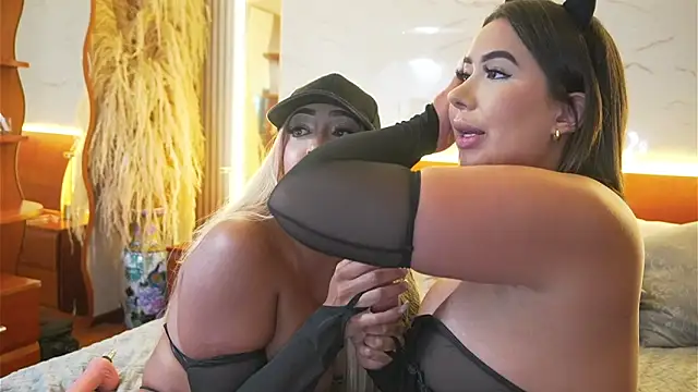 charlottelover21 live sex cam