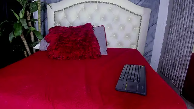 Tiffany-Jones's cam snapshot