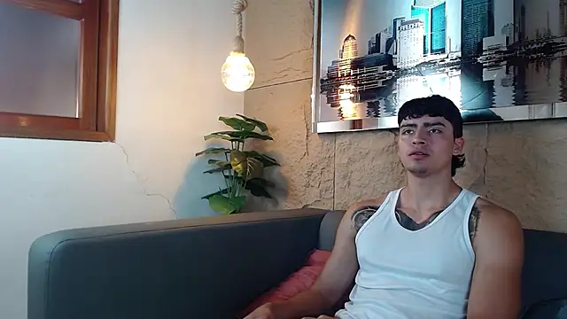 elliot_colton's cam snapshot