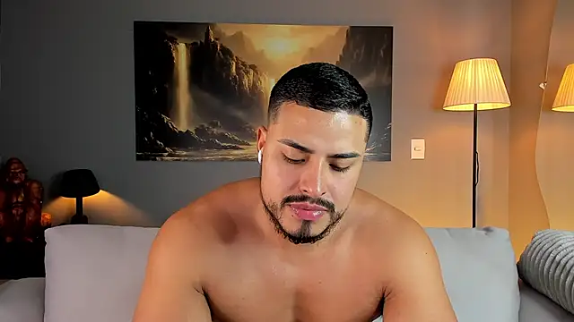 ApoloMakris live sex cam