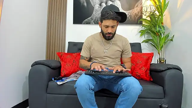 Thiagogomez live sex cam