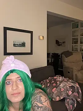 DaisyBlake's cam snapshot