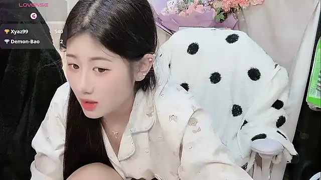 Yvonne-07 live sex cam