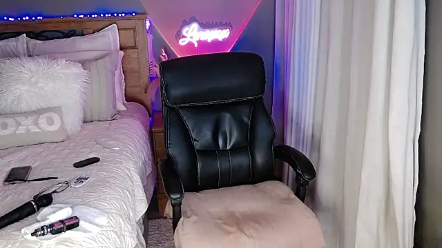 Lenaxox live sex cam