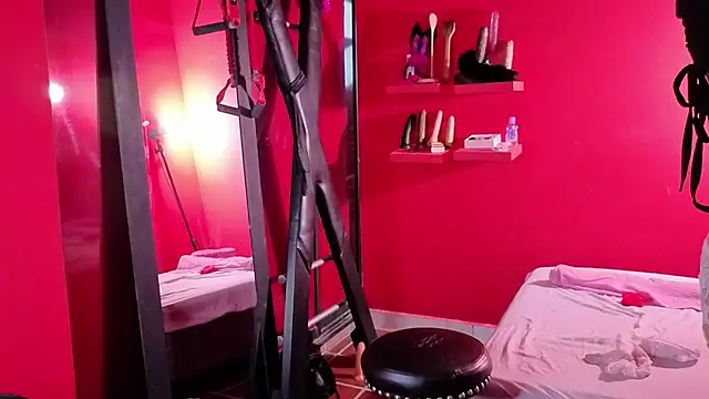 Ambar_Roux_'s cam snapshot