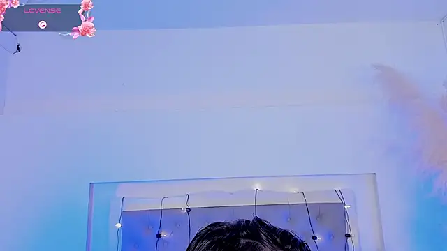 lea_walkerr's cam snapshot