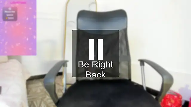 nicolvibes_212's cam snapshot