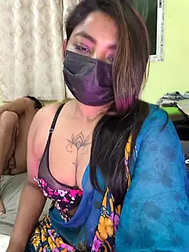 Trending_Couple live sex cam