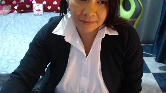 hiilarybrown live sex cam