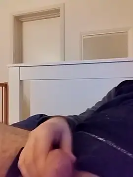 NewJoiner's cam snapshot