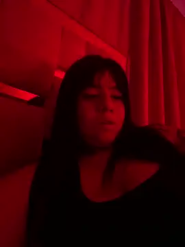 Luna_bigtitss777's cam snapshot