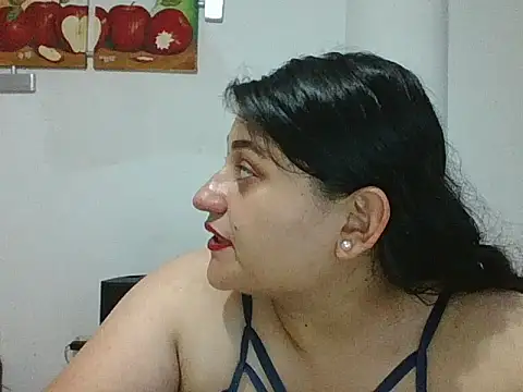 Mia_Hornyxxx's cam snapshot