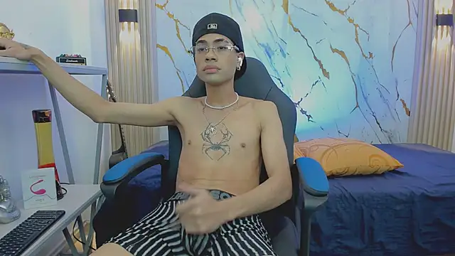 JacobBlackwell_'s cam snapshot