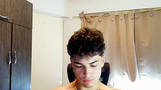 jimmy_class's cam snapshot