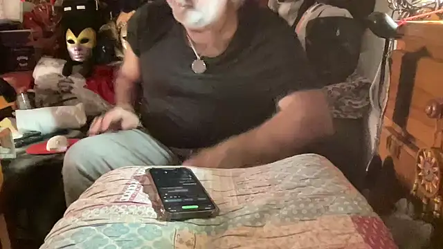 EroticVenetian's cam snapshot