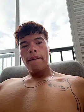 Logan_smith1 live sex cam