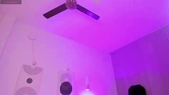 Yuli_arabic's cam snapshot