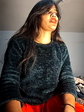 cute_radhikaa's cam snapshot