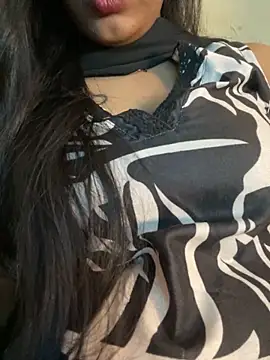 its_ur_flora's cam snapshot