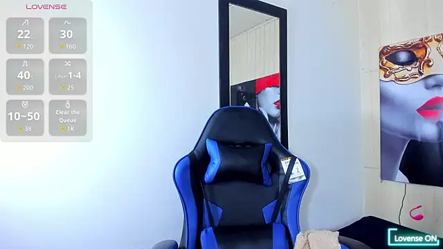 Charis_21's cam snapshot