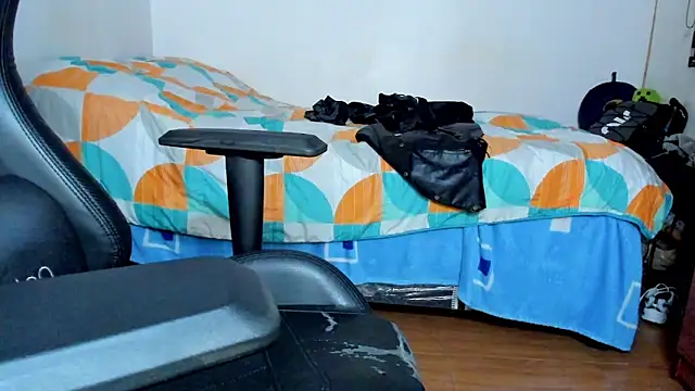 Tommy_Bred's cam snapshot