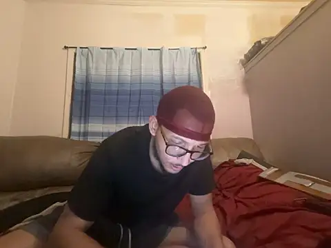 ThrowedWorldWide's cam snapshot