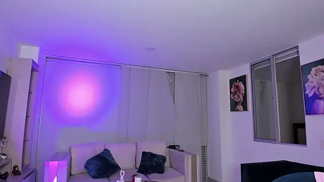 Antotss live sex cam