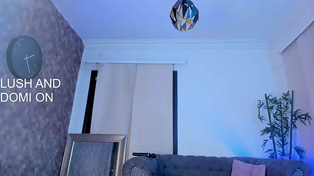 flavia_cruz live sex cam