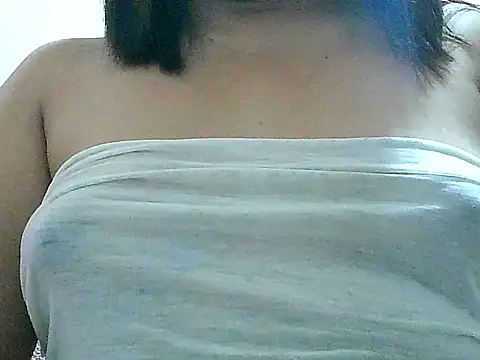 fresh_rosie's cam snapshot