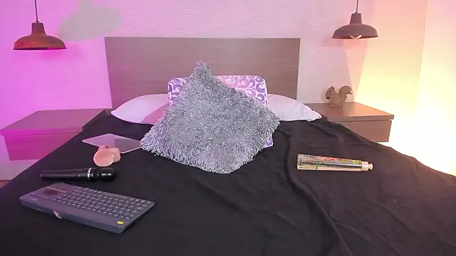 Katyrousee's cam snapshot