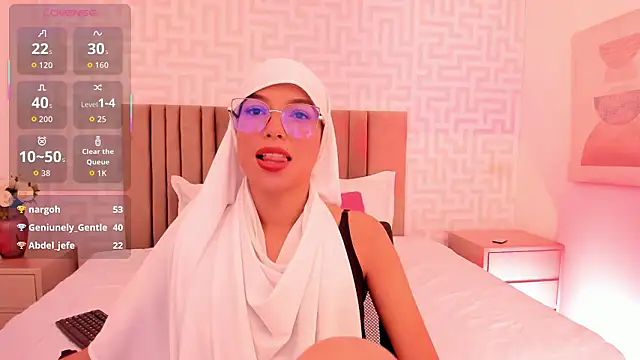 naishaa_ live sex cam