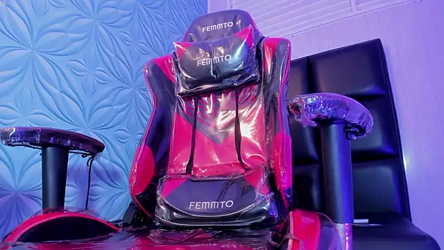 Milk_max_18 live sex cam