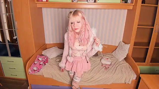 NoelMccrimmon's cam snapshot