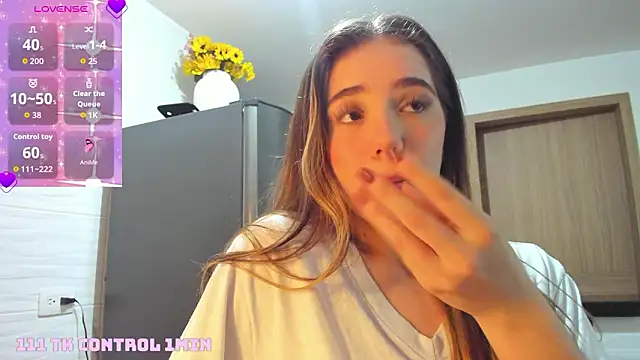 ShelbyHagen live sex cam