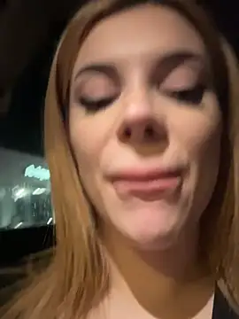 AlyssaFoxx_ live sex cam