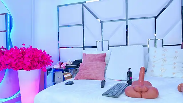 BunnySexyy18's cam snapshot