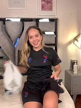 valery_and_Dani_'s cam snapshot