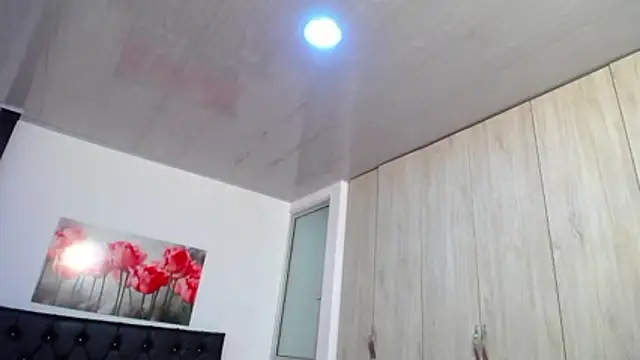 pinky_f00x's cam snapshot