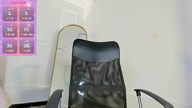 nicolvibes_212's cam snapshot