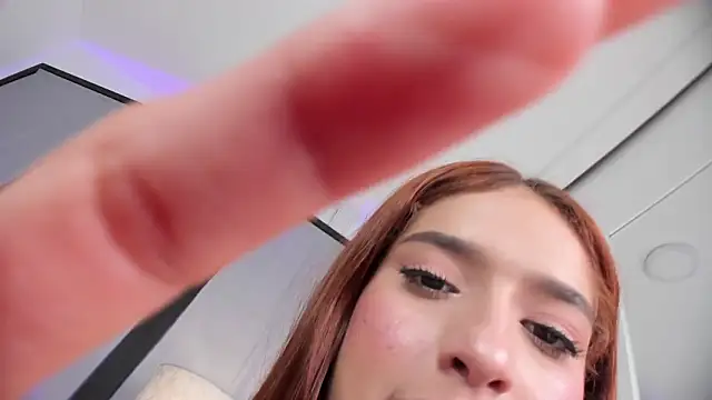 niicole_steele_'s cam snapshot