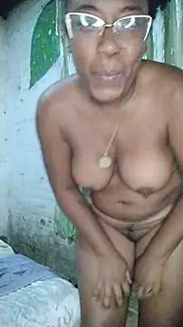 ChanneldelaCroix's cam snapshot